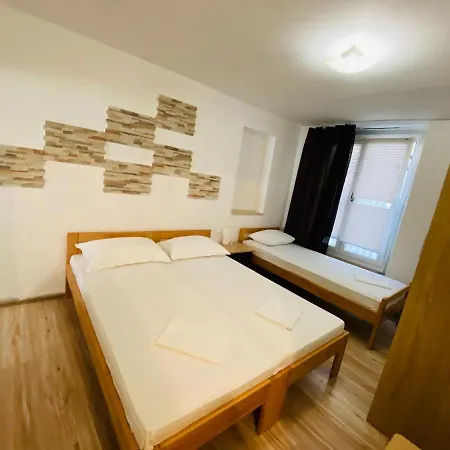 Dalmata Garden Apartamento *