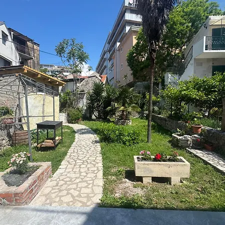 Dalmata Garden Apartment Split